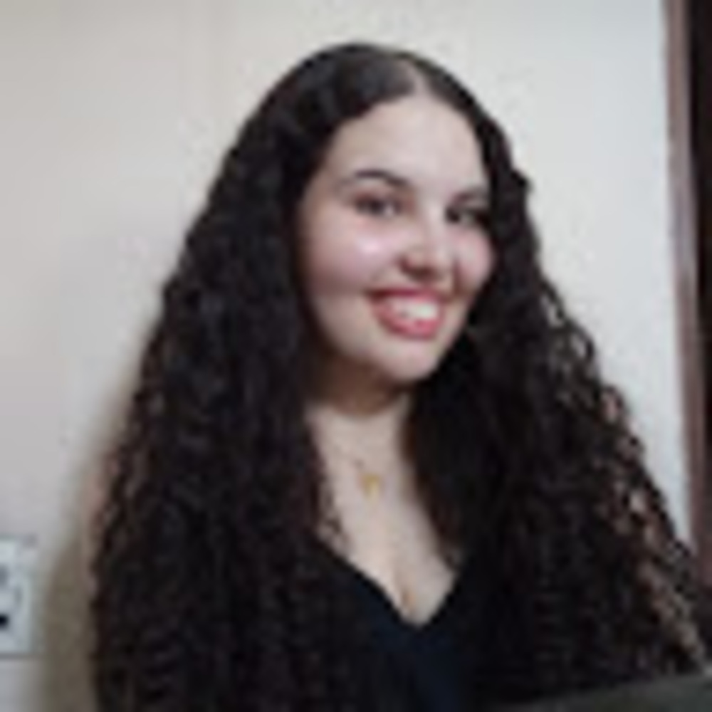 Meet your Posher, Maria luiza